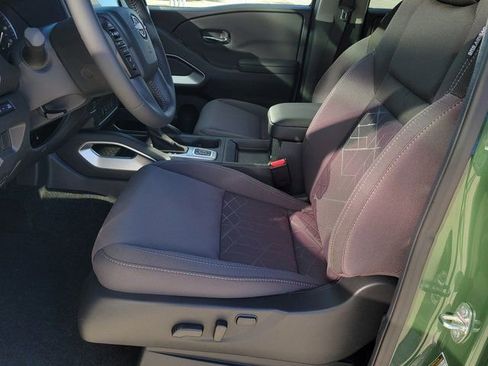 New 2026 Nissan Frontier SV w/ All-Weather Content Package AWD/4WD image 6