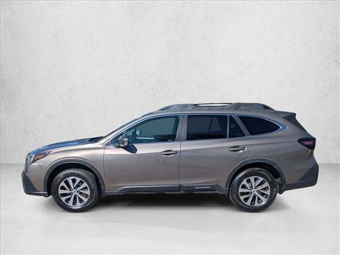Used 2021 Subaru Outback Premium AWD/4WD image 9