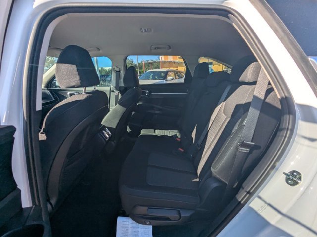 Used 2026 Kia Sorento LX FWD image 14