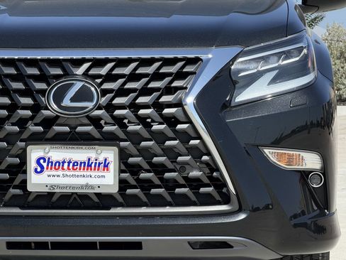 Used 2023 Lexus GX 460 Premium w/ Premium Package AWD/4WD image 8