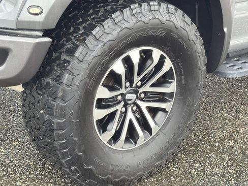 Certified 2020 Ford F150 Raptor w/ Equipment Group 801A Mid AWD/4WD image 9