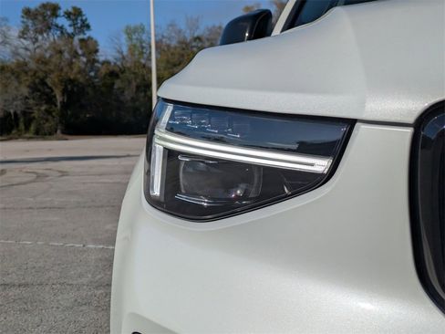 New 2026 Volvo XC40 B5 Plus w/ Protection Package Premier image 10