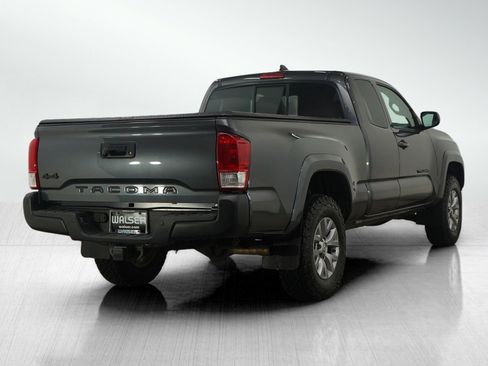 Used 2017 Toyota Tacoma SR5 image 5