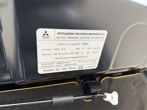 New 2025 Mitsubishi Outlander SEL image 31