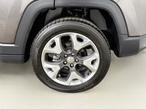 Used 2019 Jeep Compass Limited AWD/4WD image 27