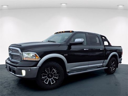 Used 2017 RAM 1500 Laramie w/ Convenience Group image 2