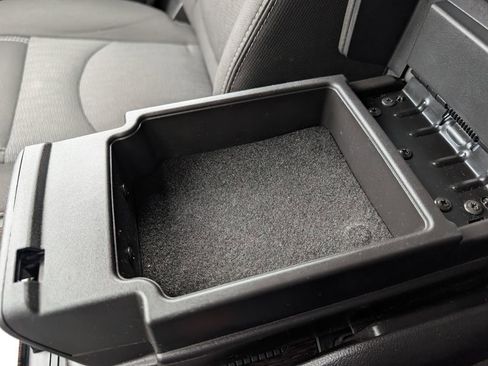 Used 2015 Chevrolet Traverse LT w/ Style and Technology Package image 31