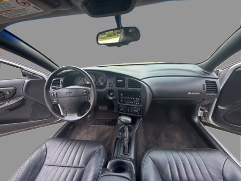 Used 2003 Chevrolet Monte Carlo SS w/ Preferred Equipment Group FWD image 22