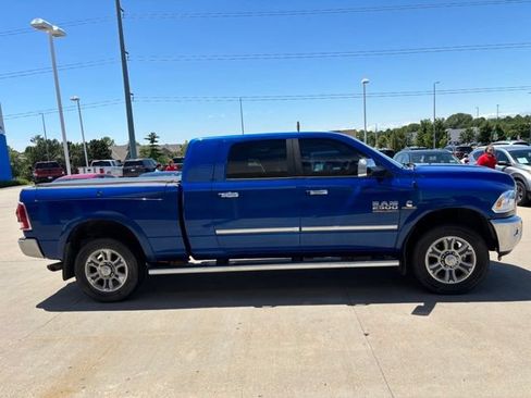 Used 2015 RAM 2500 Laramie w/ Convenience Group AWD/4WD image 4