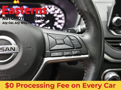 Used 2022 Nissan Altima 2.0 SR FWD image 16