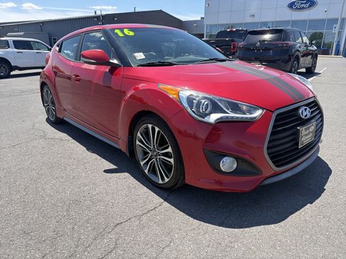 Used 2016 Hyundai Veloster Turbo FWD image 1