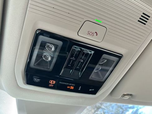 New 2026 Volkswagen Atlas SE FWD image 41