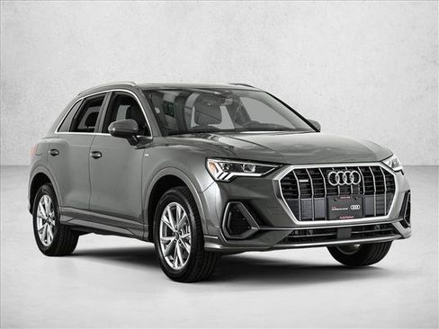 Certified 2025 Audi Q3 2.0T Premium w/ Convenience Package image 3