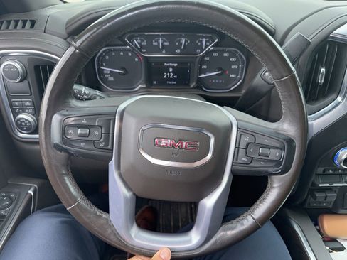Used 2020 GMC Sierra 1500 SLT RWD image 6
