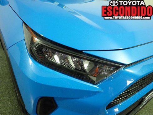 Certified 2019 Toyota RAV4 LE w/ Carpet Mat Package FWD image 11