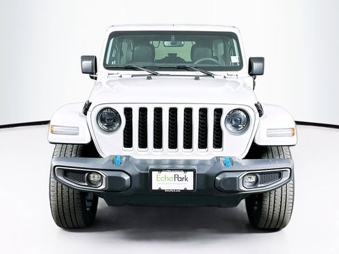 Used 2023 Jeep Wrangler Sahara image 2