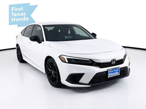 Used 2023 Honda Civic Sport image 1