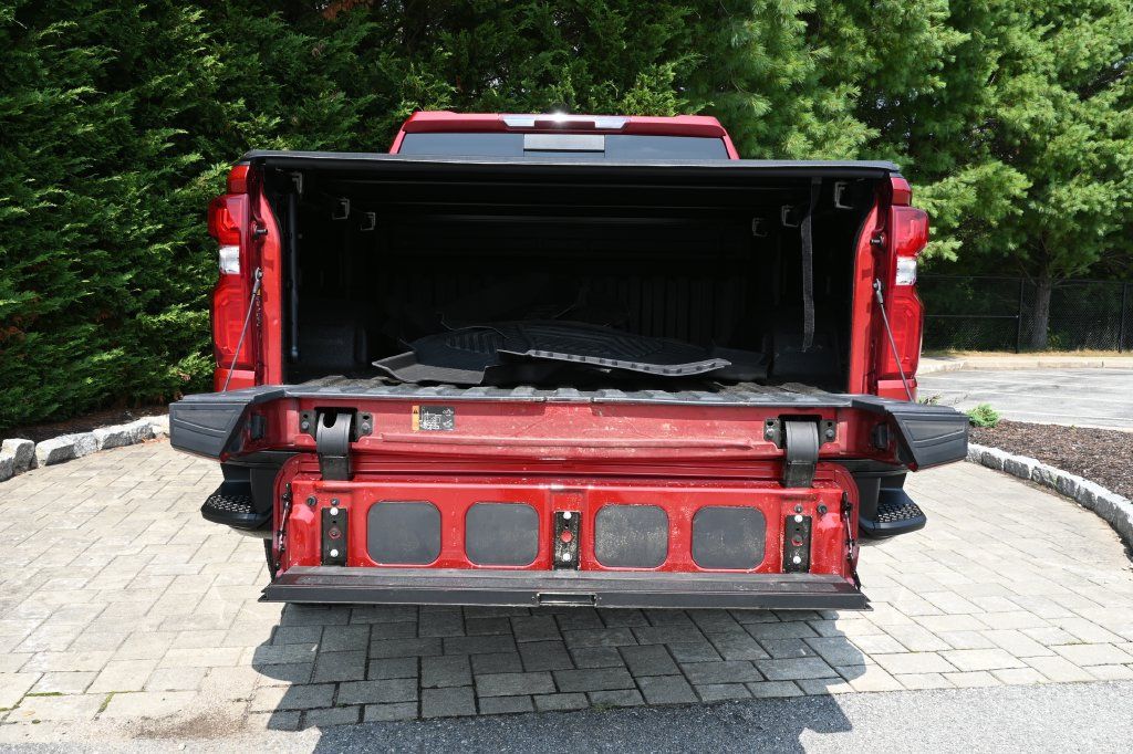 Used 2024 Chevrolet Silverado 1500 LT Trail Boss w/ LT Trail Boss Premium Package AWD/4WD image 34
