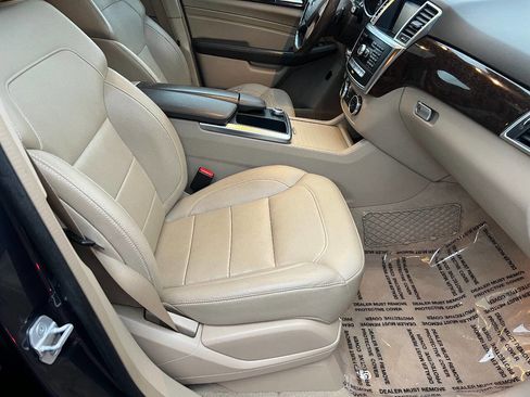 Used 2013 Mercedes-Benz ML 350 ML 350 4MATIC AWD 4dr SUV image 25