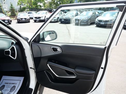 Used 2020 Kia Soul X-Line FWD image 22