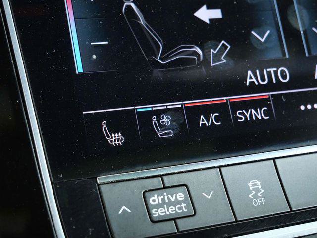 Used 2023 Audi Q8 Premium Plus w/ Premium Plus Package AWD/4WD image 18