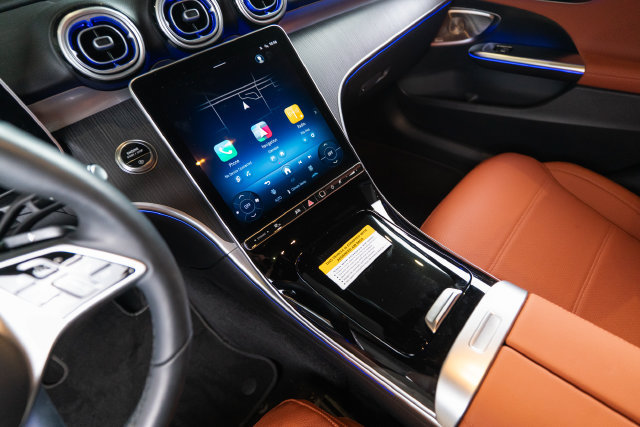 Certified 2025 Mercedes-Benz C 300 4MATIC Sedan image 23