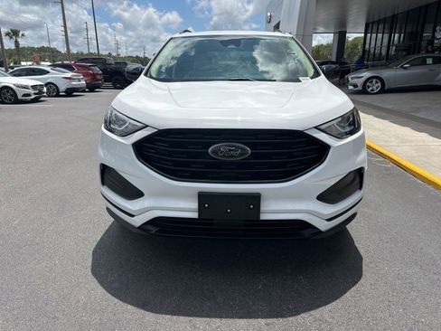 Used 2024 Ford Edge SE w/ Black Appearance Package AWD/4WD image 8