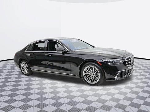 Used 2023 Mercedes-Benz S 580 4MATIC Sedan image 16