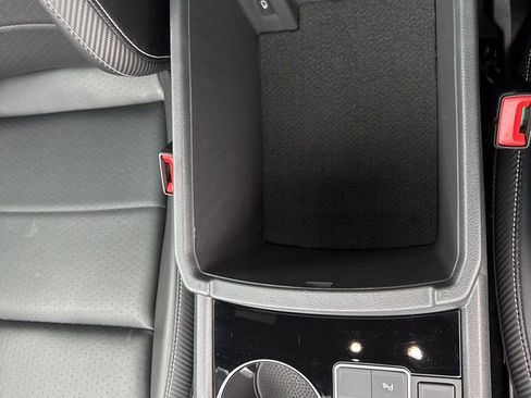 Certified 2022 Volkswagen Atlas Cross Sport SE image 22