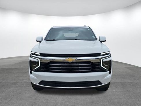 Used 2025 Chevrolet Tahoe LS image 2