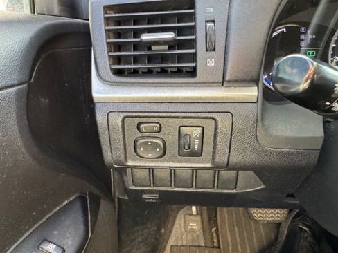 Used 2013 Lexus CT 200h w/ Premium Pkg w/Navigation image 37