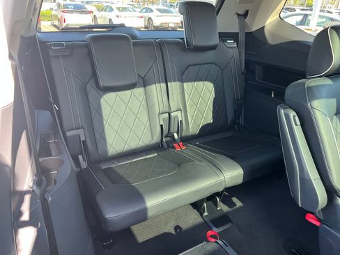 Used 2024 Volkswagen Atlas SEL Premium R-Line AWD/4WD image 43