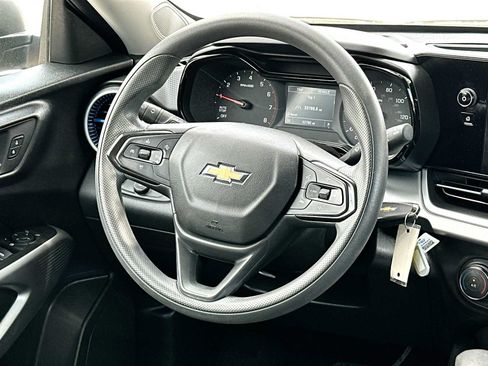 Used 2024 Chevrolet Trax LS w/ Driver Confidence Package FWD image 27
