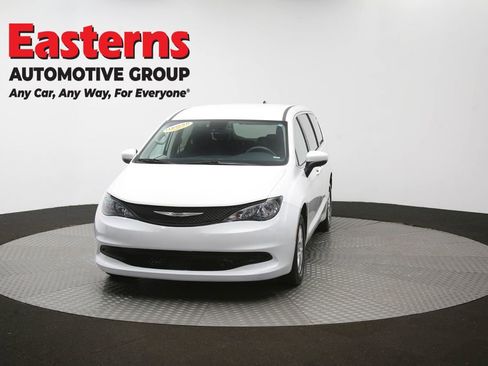 Used 2023 Chrysler Voyager LX FWD image 52
