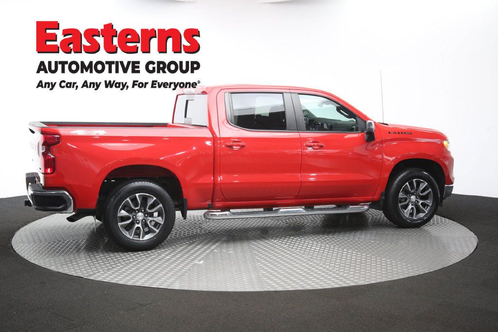 Used 2022 Chevrolet Silverado 1500 LT w/ Convenience Package II AWD/4WD image 45