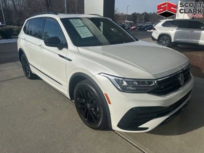 Used 2022 Volkswagen Tiguan SE R-Line