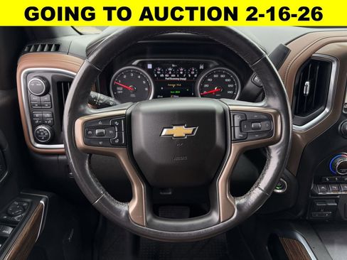 Used 2021 Chevrolet Silverado 1500 High Country w/ Technology Package image 13