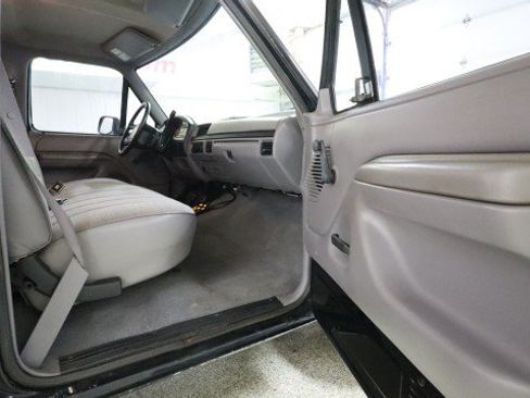 Used 1996 Ford F150 4x4 Regular Cab image 10