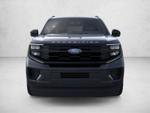 New 2026 Ford Expedition Active RWD image 6