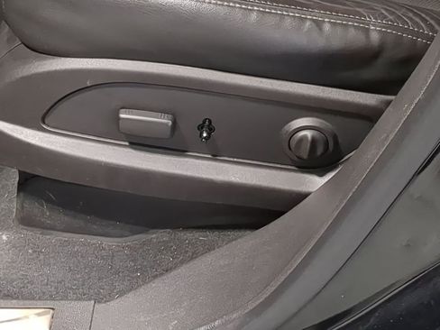 Used 2016 Buick Enclave Leather FWD image 21