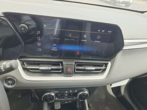New 2026 Chevrolet TrailBlazer LT w/ Convenience Package FWD image 18