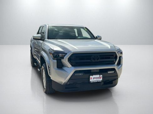 Certified 2026 Toyota Tacoma SR5 RWD image 2