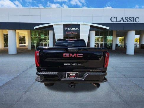 New 2026 GMC Sierra 2500 Denali w/ Denali Reserve Package image 7