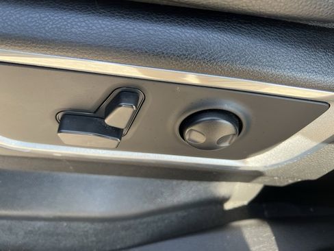 Used 2022 RAM 1500 Laramie image 30