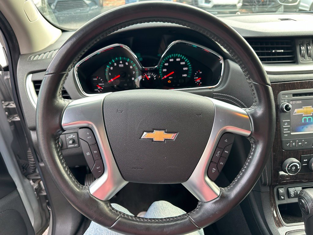 Used 2015 Chevrolet Traverse LT w/ Style and Technology Package AWD/4WD image 11
