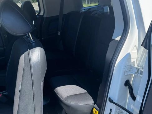Used 2008 Toyota FJ Cruiser 4WD image 40