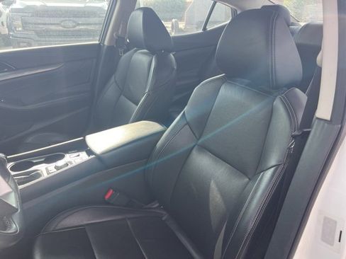 Used 2023 Nissan Maxima SV w/ Floor Mat Group image 5