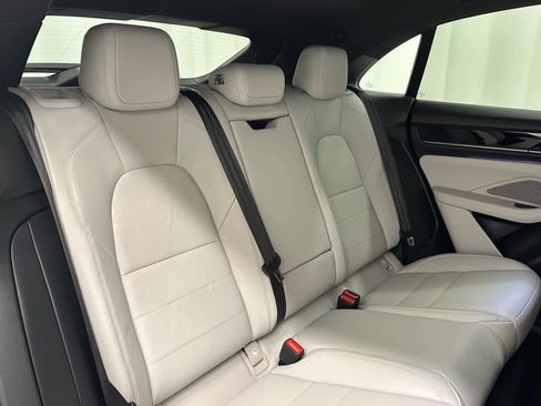 Used 2025 Porsche Macan 4 Electric AWD/4WD image 22