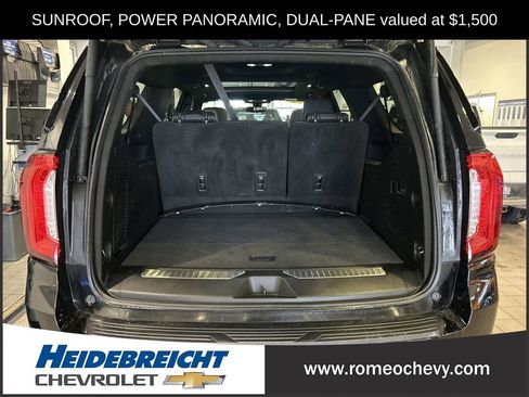 Used 2022 GMC Yukon XL AT4 w/ Max Trailering Package image 8