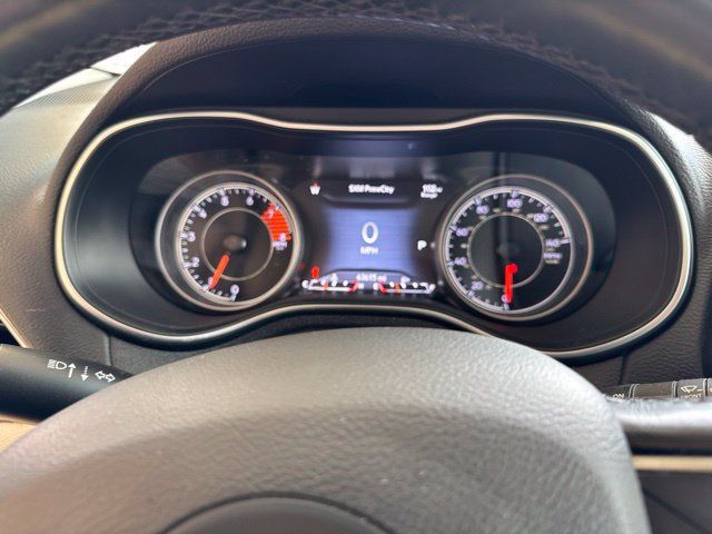 Used 2020 Jeep Cherokee Limited AWD/4WD image 18